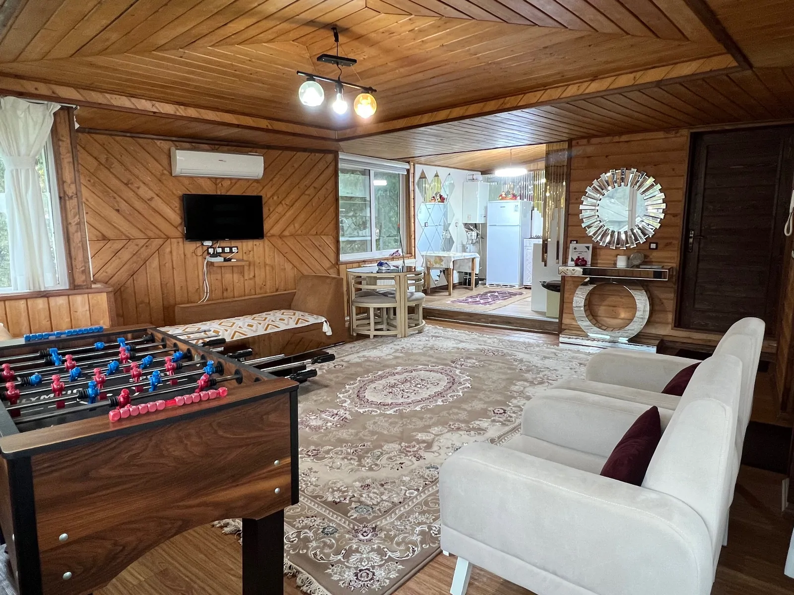 ویلا لوکس استخر دار کنار دریا